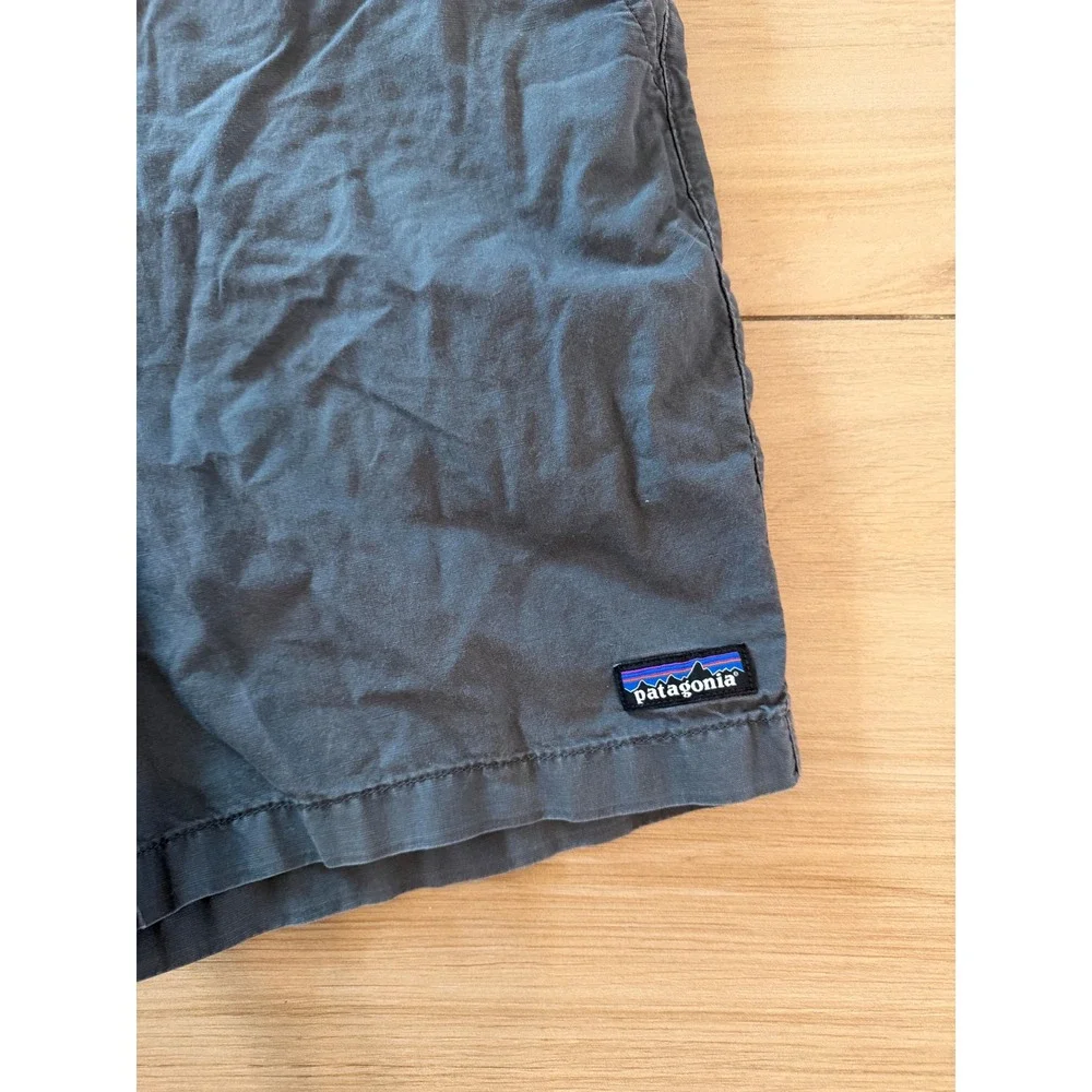Patagonia Mens Organic Cotton Shorts Dark Grey Charcoal Size 34 P-6 Logo Hiking